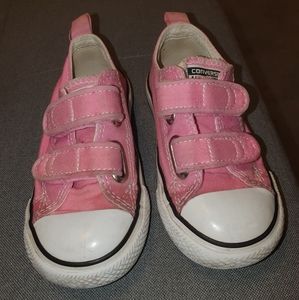 Pink Converse w/velcro straps